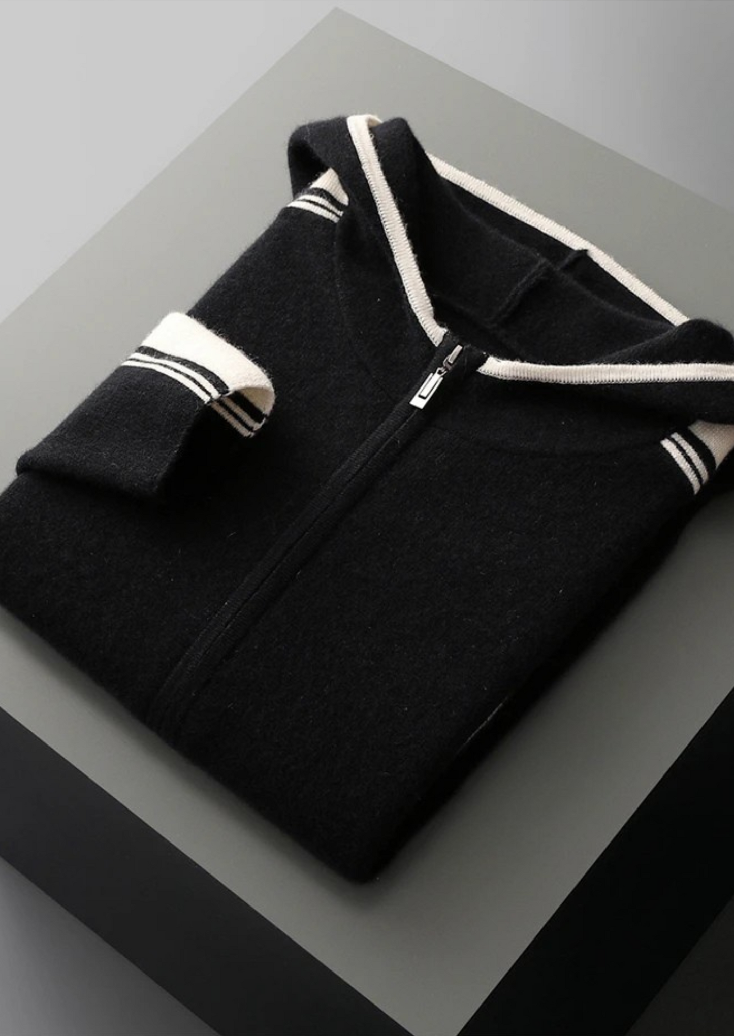 PURE EXTRA-FINE MERINO WOOL DAMIEN SET