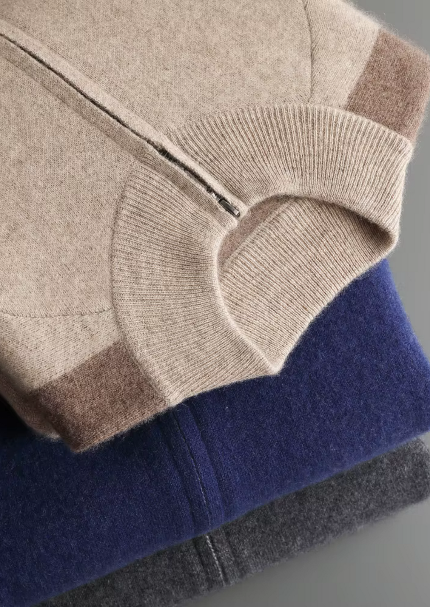 SET PER IL TEMPO LIBERO IN CASHMERE PREMIUM