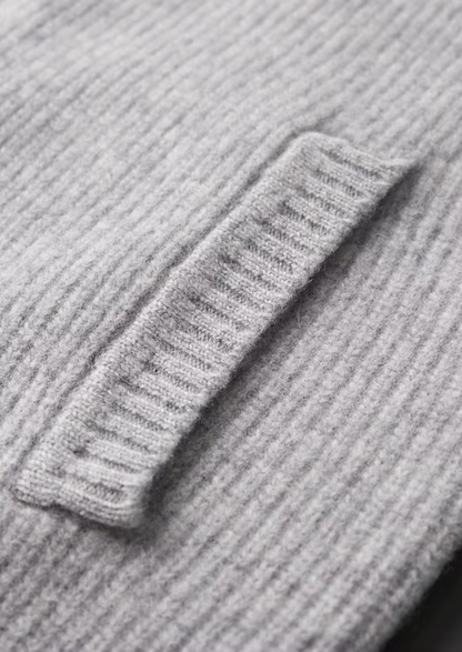 PUHDASTA ERITTÄIN HIENOA MERINOVILLAA RIBBED CARDIGAN
