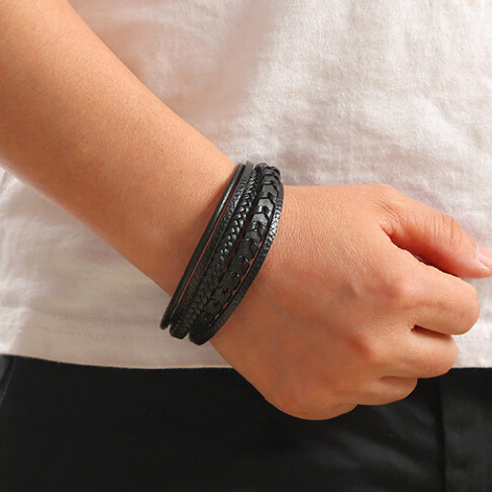 Zarien Valor Band – Strength Meets Style